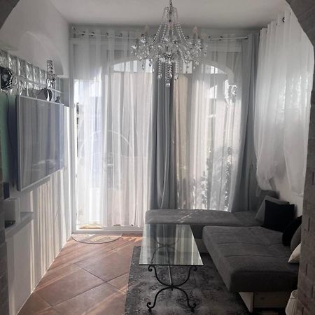 Casa Di Vacanza "San Nicola" 올비아 외부 사진
