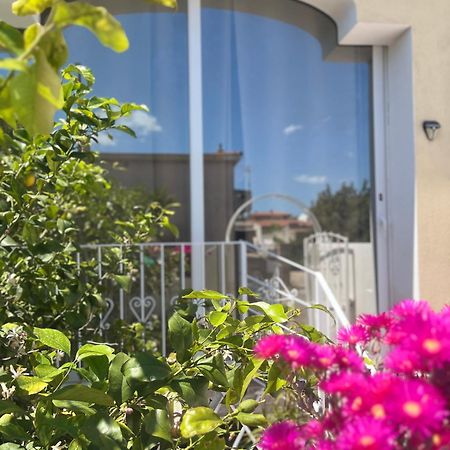 Casa Di Vacanza "San Nicola" 올비아 외부 사진