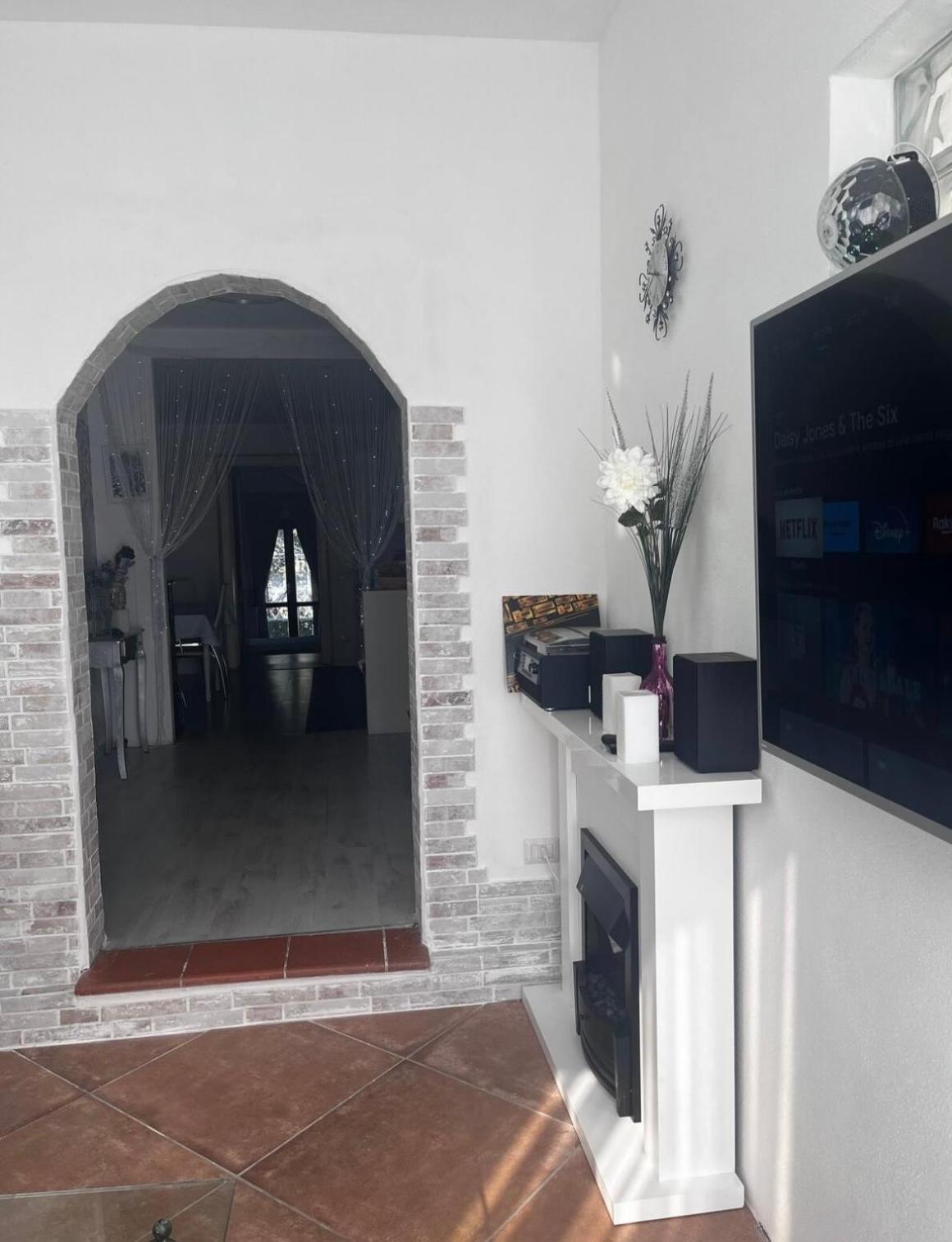 Casa Di Vacanza "San Nicola" 올비아 외부 사진